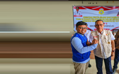 Pj. Bupati Buton, Basiran Menyerahkan SK Pendirian SMP Terpadu Al-Mutmainnah Buton